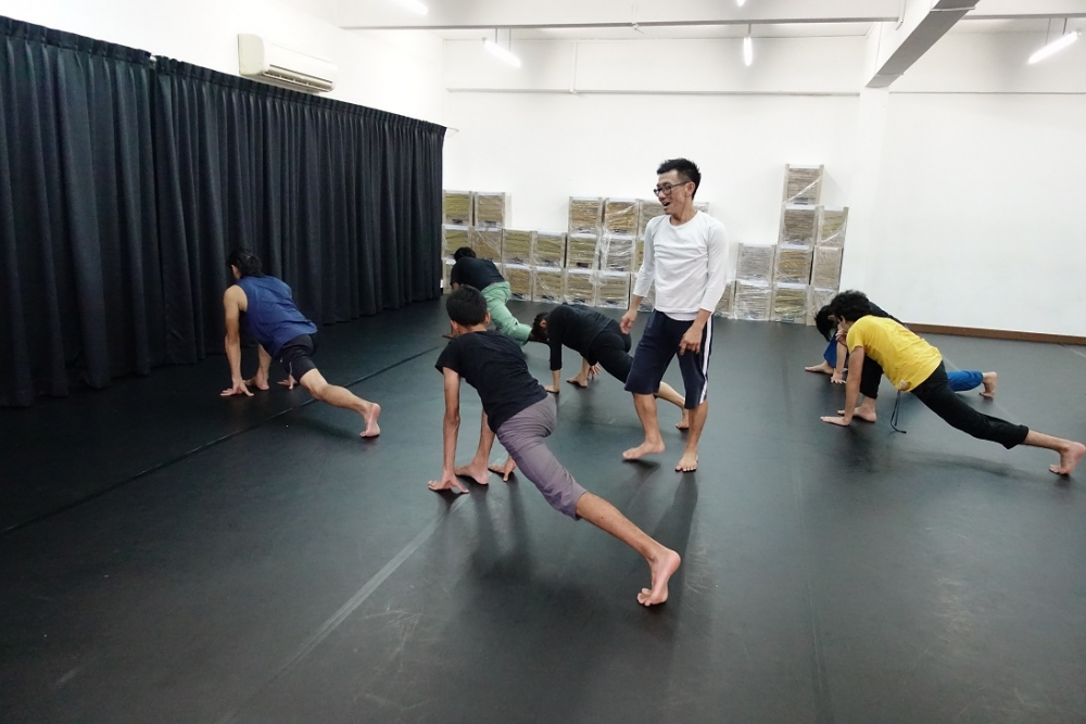 Chin Huat movement small